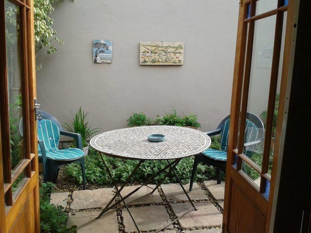 Glenhaven Guesthouse Kapstadt Exterior foto